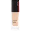 „Shiseido Synchro Skin“ gaivinamasis skystas makiažo pagrindas, 120 dramblio kaulo spalvos SPF30, 30 ml