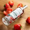 The Body Shop Strawberry kūno dulksna, 100 ml