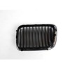 BMW 3 E36 Dešinės Pusės Grilė Originalus 51138195152