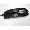 VAG AUDI Q3 oro kreipiančiosios grotelės dešinėje originalios 8U080768682DSP9