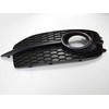 VAG AUDI Q3 oro kreipiančiosios grotelės dešinėje originalios 8U080768682DSP9