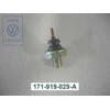 VAG Naftos Slegio Jungiklis Golf Mk1 Caddy Mk1 Originalus 171919829A