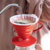 Hario V60-02 keramikinis kavos lašintuvas raudonas