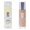 „Clinique Beyond Perfecting Foundation“ makiažo pagrindas ir kaukė „Creamwhip“, 30 ml