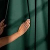 Užuolaida blackout tipo tamsiai žalios spalvos