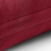 Užvalkalas dekoracyjna AMBER spalva bordinė styl klasyczny materiał jersey 80x80 DecoKing
