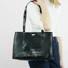 Leather Textured Shopper Shoulder Bag Solier FL55 Lune – Juodas