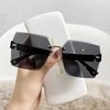 Eu Sandelis Elegantiški juodi akiniai nuo saulės OK360WZ2