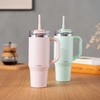 Bodum kubek termiczny ze słomką i laikikliu Travel Mug 1.2 l Strawberry