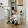 „Full Circle“ mini šluota su šluota „Tiny Team“.