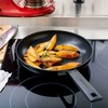 Keptuvė keramikinė 24 cm / KitchenAid