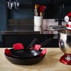 KitchenAid - Klasikinė kaltinė keptuvė - juoda - 28 cm