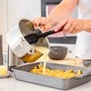 „KitchenAid Empire“ raudonas mentelės šaukštas