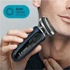 Barzdaskutė Braun Series 7 – 71-B1200s vyriškas skustuvas su „EasyClick“ priedu – šlapias ir sausas,