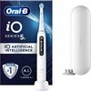 Oral-B iO Series 5s elektrinis dantų šepetėlis, baltas