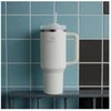 Gertuvė Stanley Quencher H2.0 Flowstate termosinis puodelis, 1,18 l, kreminės spalvos