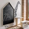 Atmosphera Frame Namelio formos juoda kreidinė lenta su mediniu rėmu idealiai tinka vaikų kambariui