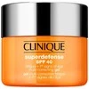 Clinique Superdefense Broad Spectrum SPF 40 Fatigue + First Signs Of Age Multi-correcting Gel jauninamasis veido kremas-gelis, 30 ml