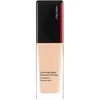 „Shiseido Synchro Skin Radiant Lifting Kreminis“ makiažo pagrindas, 130 Opal SPF 30, 30 ml
