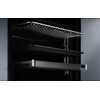 70 litrų talpos įmontuojama garinė orkaitė Electrolux EOB8S39WX