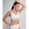 Carriwell besiūlė liemenėlė maitinančioms su įdėklais (balta) / Padded Nursing