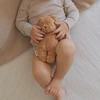 Moonie sensorinis minkštas žaislas Little Teddy Cappuccino