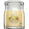 Yankee Candle Aromatinė žvakė Signature glass medium Iced Berry Lemonade 368 g