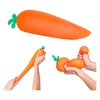Minkštas antistresinis žaislas „Simba Squishy Carrot“ – morka, 28 cm (1 vnt.)