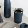 AYA&IDA Nerūdijančio plieno kelioninis puodelis 'Navy Mėlyna' - 380 ml