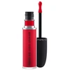 MAC Cosmetics skysti lūpų dažai „Powder Kiss“ (skysti lūpų dažai) 5 ml, 987 M-A-Csmash