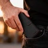 Dėklas Tech-Protect Wallet Samsung Galaxy S26 juodos spalvos/raudonos spalvos