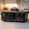 Peaktech Laboratorinis perjungimo maitinimo šaltinis DC 1-15V 60A smailė