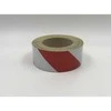 Juosta atšvaitinė 50mm x 1m BALTA/RAUDONA klijuojama ( į dešinę)