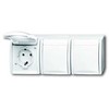 fix-pro ABB Ocean horizontalus lizdas 3 x Schuko su įžeminimu, 250 V/16 A, IP44 atsparus purslams, baltas