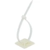 Delock Befestigungssockel 40 x 40 mm mit Kabelbinder L 250 x B 7,2 mm baltas