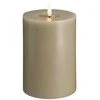 „Moods &amp; More“ LED kolonėlės formos žvakė pilka su lydymosi efektu – Ø 9,9 cm x A 15 cm