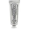 Marvis Whitening Mint Balinanti mėtų skonio dantų pasta, 25 ml