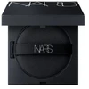 „Nars Natural Radiant Longwear Cushion“ pudros makiažo pagrindas, tuščias, plastikinis, kompaktiškas dėklas, juodas