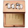 „Urban Decay Stay Naked“ kompaktiškas makiažo pagrindas, 30 kartų šiltas, geltona spalva, 6 g.