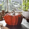 Staub La Cocotte moliūgo formos ketaus puodas, 24 cm, 3.25 l