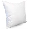 Balta pagalvė Jasiek 40×40 cm – pagalvėlės įdėklas galvai ir kaklui