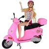 Lėlė su motoroleriu
