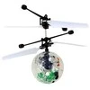Skraidantis šviečiantis burbulas valdomas delnu Flash Aerocraft