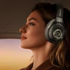 Ausinės su lankeliu ant galvos belaidės AWEI AT30 Bluetooth 6.0 juoda