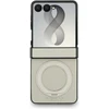 Dėklas Guess Magnetic Ring Stand Grained Classic Logo MagSafe do Samsung Galaxy Z Flip8 smėlio spalva