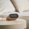 Lexon Ray Clock Žadintuvas su czujnikiemtemperatury i wilgotności auksinė/vivid auksinis LR155VG3