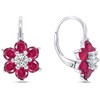 Brilio Silver Brilio Sidabrinis Delicate sidabrinis auskarai su fuksijos cirkoniais Gėlės EA307WR