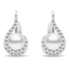Brilio Silver Brilio Sidabrinis Elegant sidabrinis auskarai su perlais EA751W