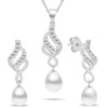 Brilio Silver Elegantiškas papuošalų rinkinys su cirkoniais ir perlais SET267W (karoliai, pakabukas, auskarai)