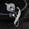 Troli Beautiful brooch with mėlynas crystals Sidabrinis